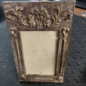 Ganz Cast Iron Frame